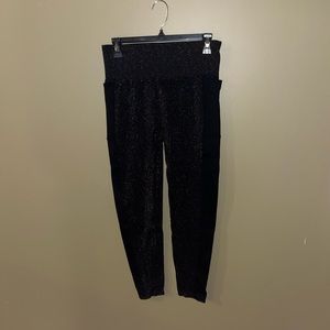 Women’s PINK Yoga leggings